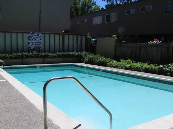 1595-1597 Detroit Ave #7-404, Concord, CA 94520