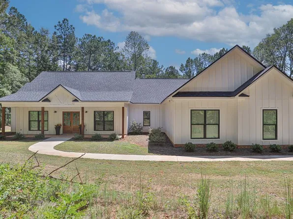162 Upchurch Dr, Waverly Hall, GA 31831