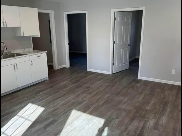 625 7th St and 676 F St