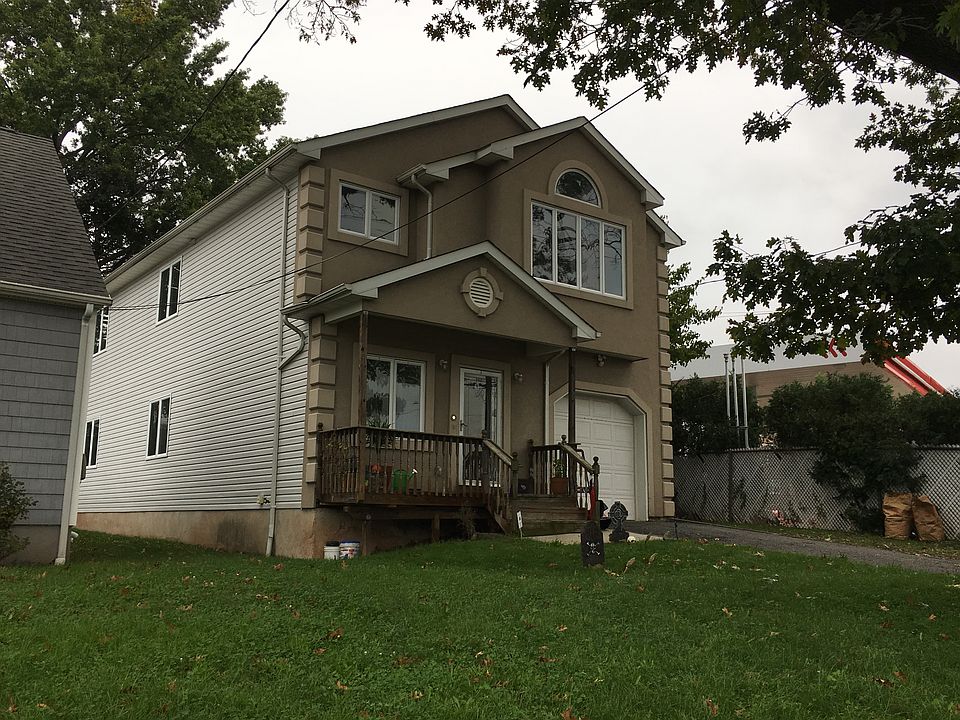 1st image of 662 Joralemon St