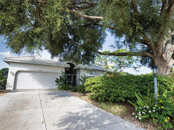 2319 Falcon Trace Ln, Nokomis, FL 34275