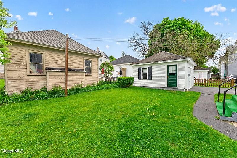5th image of 357 Division Street