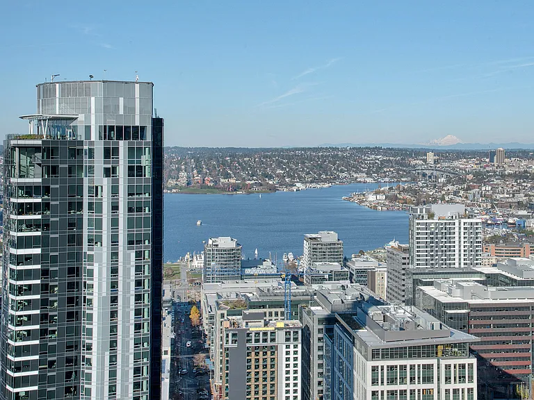 High-rise penthouse views from Stratus in Seattle, WA