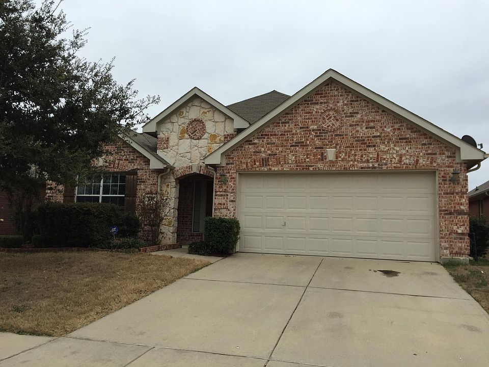 1st image of 619 Creekside Dr