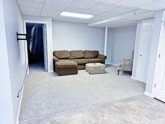 3rd image of 3009 9th Street Ln NE
