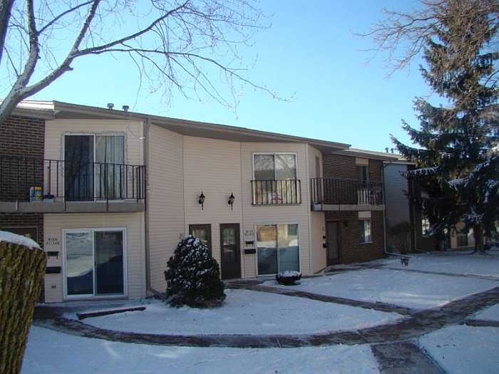 Lake Park West Condo