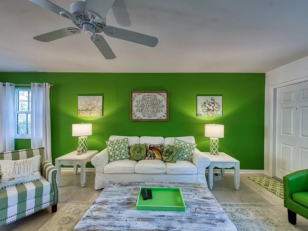 900 Jasmine Ln — Photo 4