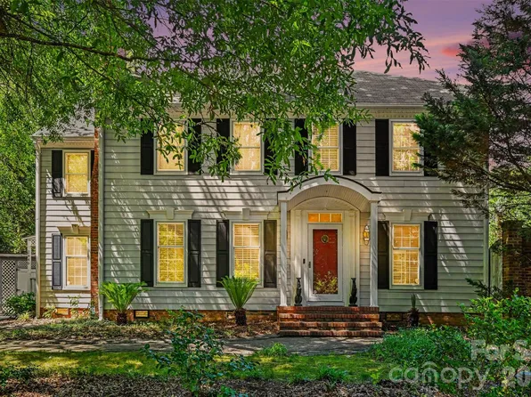 2449 Seth Thomas Rd, Charlotte, NC 28210