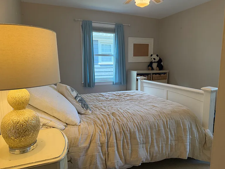 235 Nordica Ave — Photo 8