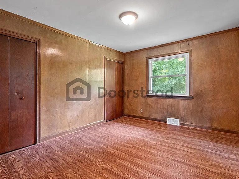 1217 Forestdale Dr — Photo 29