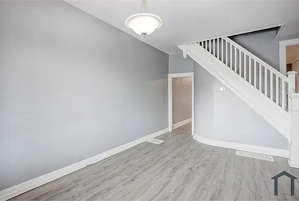 3438 Belair Rd — Photo 4