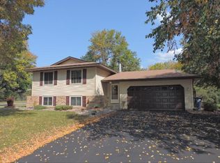 16830 Galena Ave, Rosemount, MN 55068