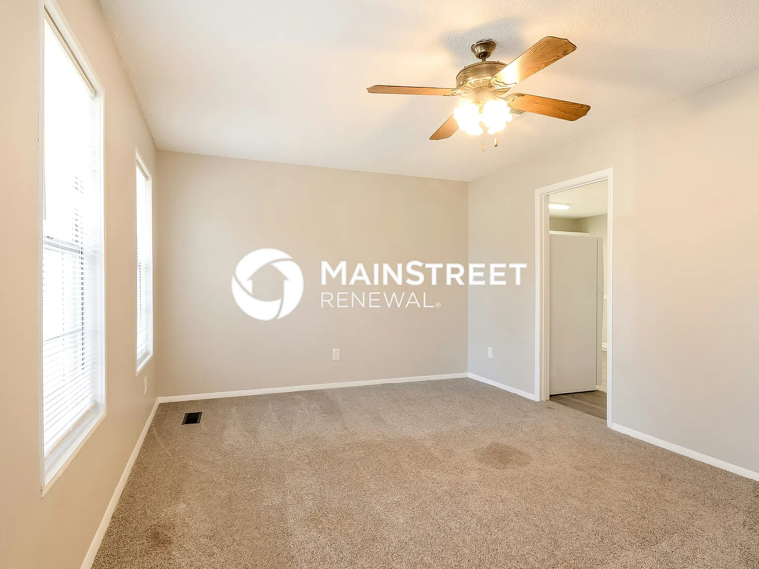 5019 Shady Grove Ln — Photo 4