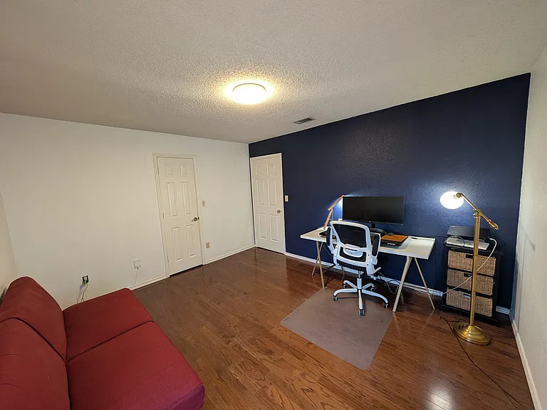 8528 Pedernales Trl — Photo 20