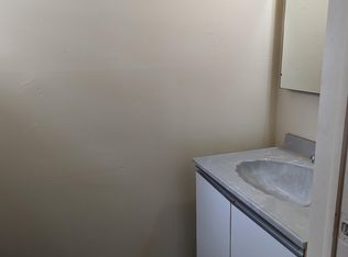 35 Fordham Rd, Parlin, NJ 08859