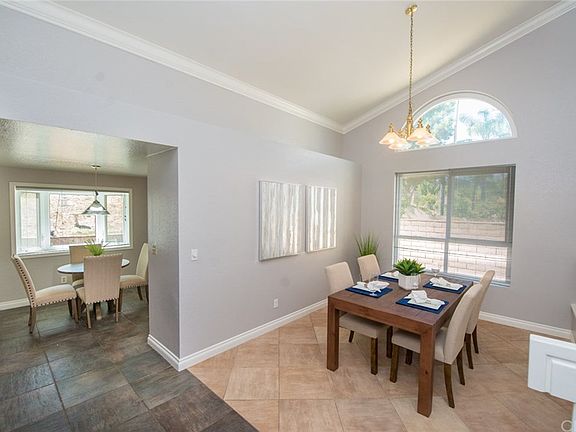 5th image of 2554 Ironsides Cir