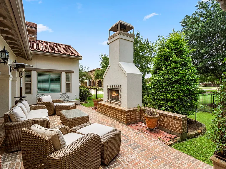 3930 Sundance Hill Ln — Photo 43