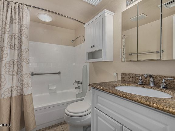 3rd image of 7126 E ARCADIA Circle