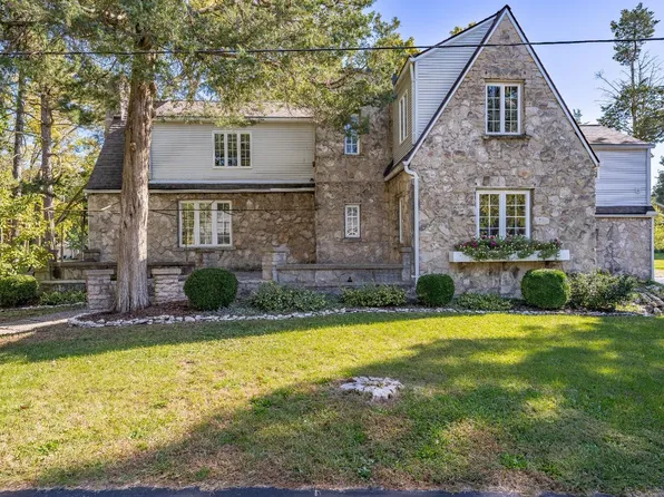 3578 E Eagle Beach Cir, Port Clinton, OH 43452