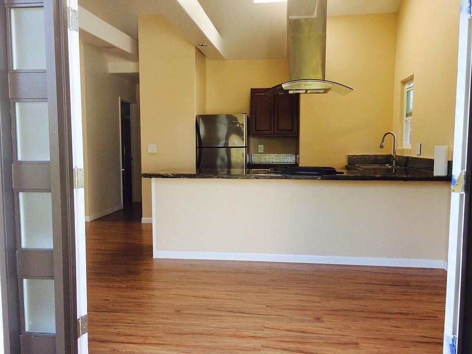 1st image of 12211 Havelock Ave