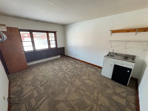 Highway 51 Apartments