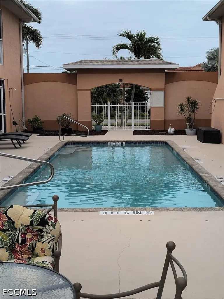 2 bed, 2.0 bath, 954 sqft, $1,395 — Photo 1