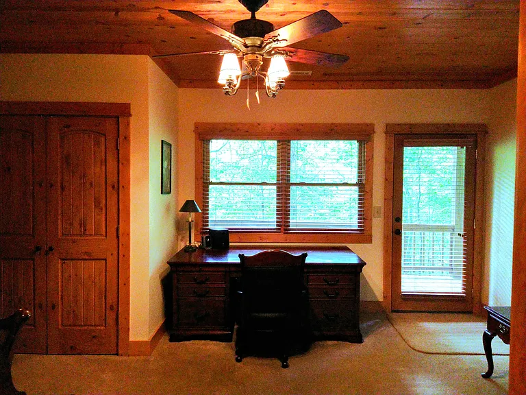 386 Arbor Dr — Photo 45