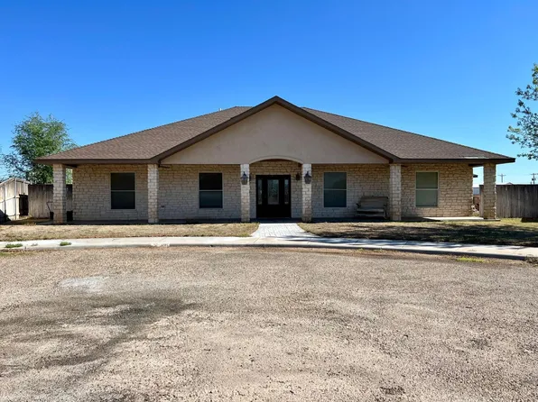 201 Hackberry Cir, Denver City, TX 79323