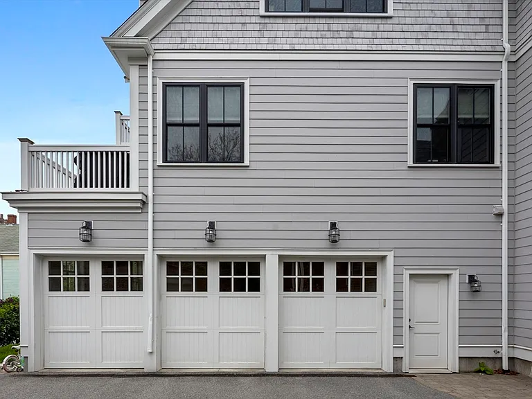 44 Evergreen St #3 — Photo 24