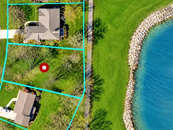 1480 Happy Valley Rd, Crown Pt, IN 46307