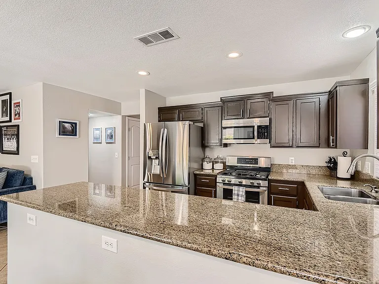 1517 Calle Montery St — Photo 12
