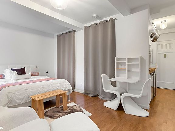 2nd image of 25 Tudor City Pl APT 409