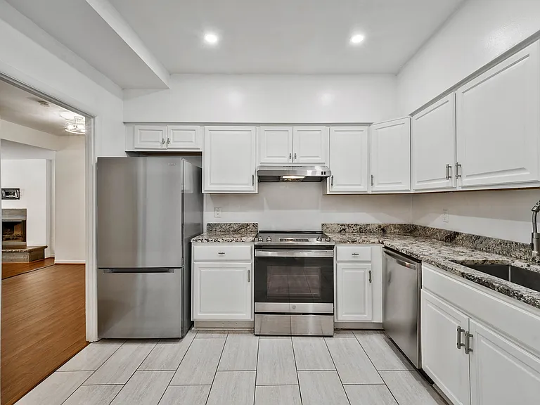 12883 Cara Dr — Photo 15