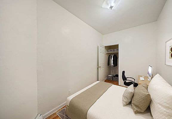 3rd image of 118 W 109th St APT 3W