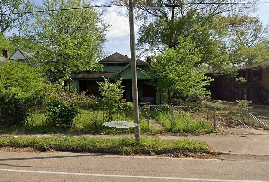 1st image of 523 E McLemore Ave