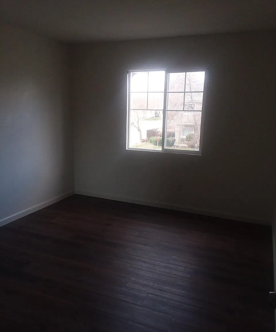 4 bed, 2696 sqft, $2,900 — Photo 3