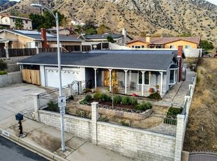 13822 Tucker Ave, Sylmar, CA 91342