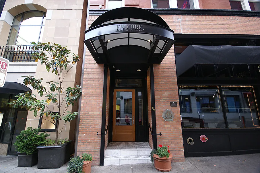 Front of Esquire Building - 620 SW Park Ave #31