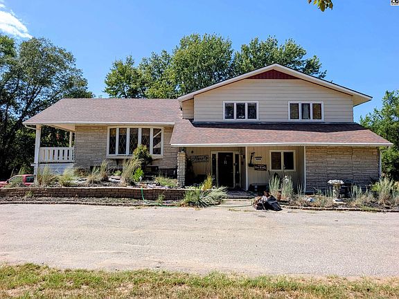 2nd image of 6919 N Lake Rd
