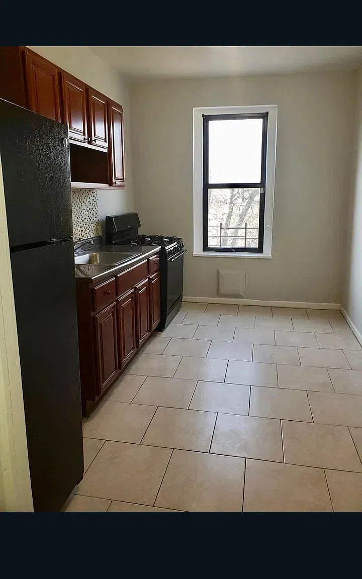 46 S Arlington Ave — Photo 1