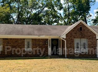 1881 Andover Cv, Memphis, TN 38109