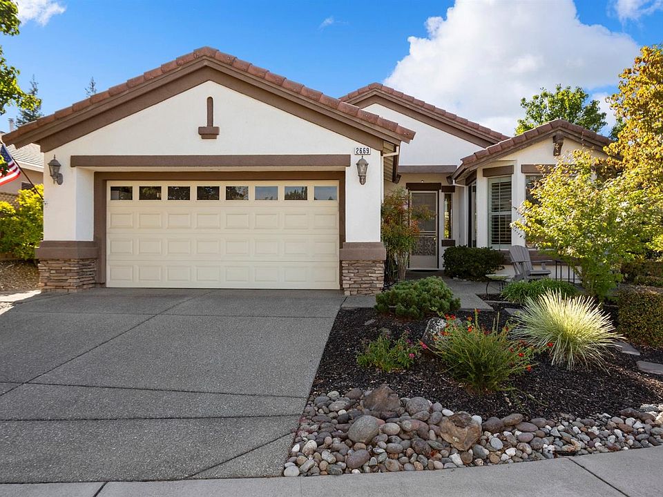 2nd image of 2669 Woodacre Ln