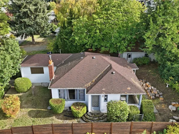 1307 N 32nd Street, Renton, WA 98056