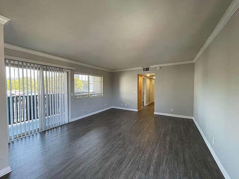 Park Plaza Apartments — Photo 114
