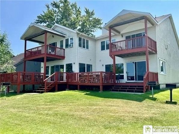 4438 W Lake Rd, Mayville, NY 14757
