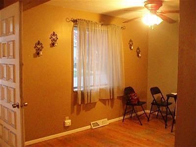 5th image of 4032 E 42nd St
