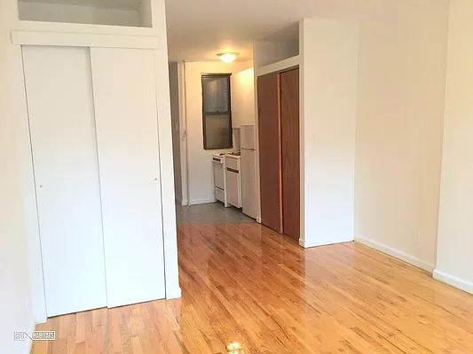 Rented by Citi Habitats | media 37