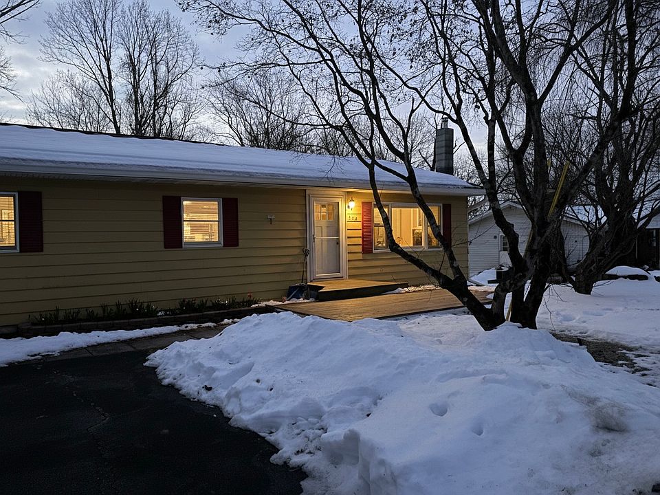 1st image of 175 Bollinger Dr #B