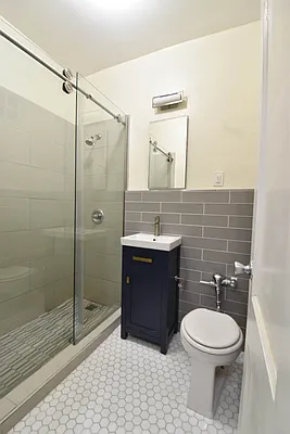 Rented by (Legacy) NY Quality Living Uptown | media 8