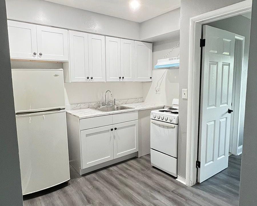 1st image of 2730 4th St N #11